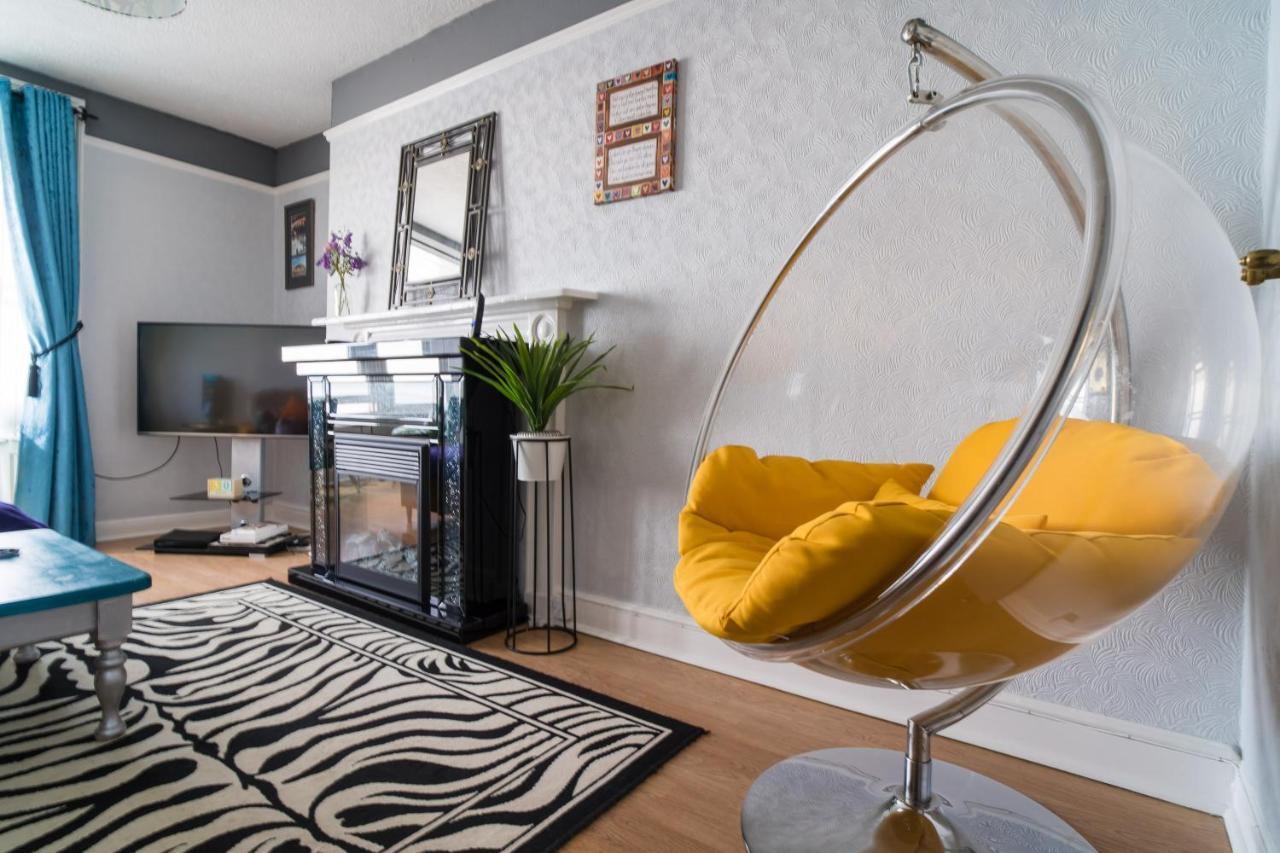 Starling View Boutique Stunning Seafront View Apartment Aberystwyth Exterior photo