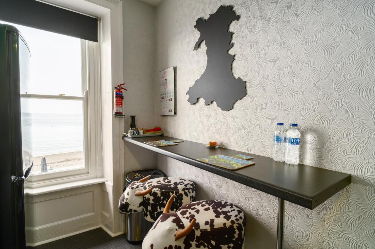 Starling View Boutique Stunning Seafront View Apartment Aberystwyth Exterior photo